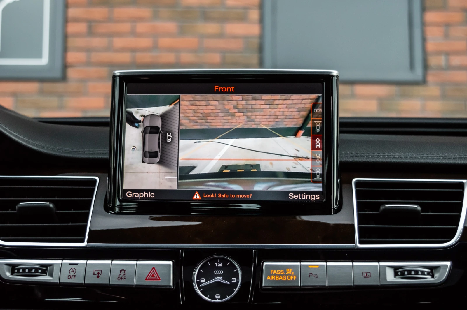 Audi A8 Long 4.0TFSI Quattro - изображение 9