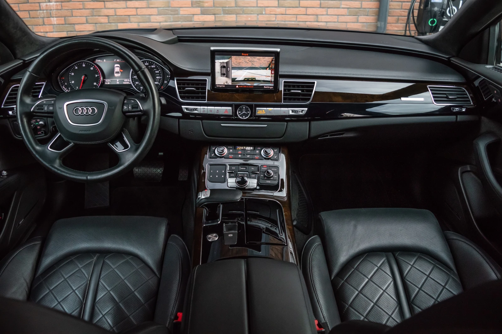 Audi A8 Long 4.0TFSI Quattro - изображение 7