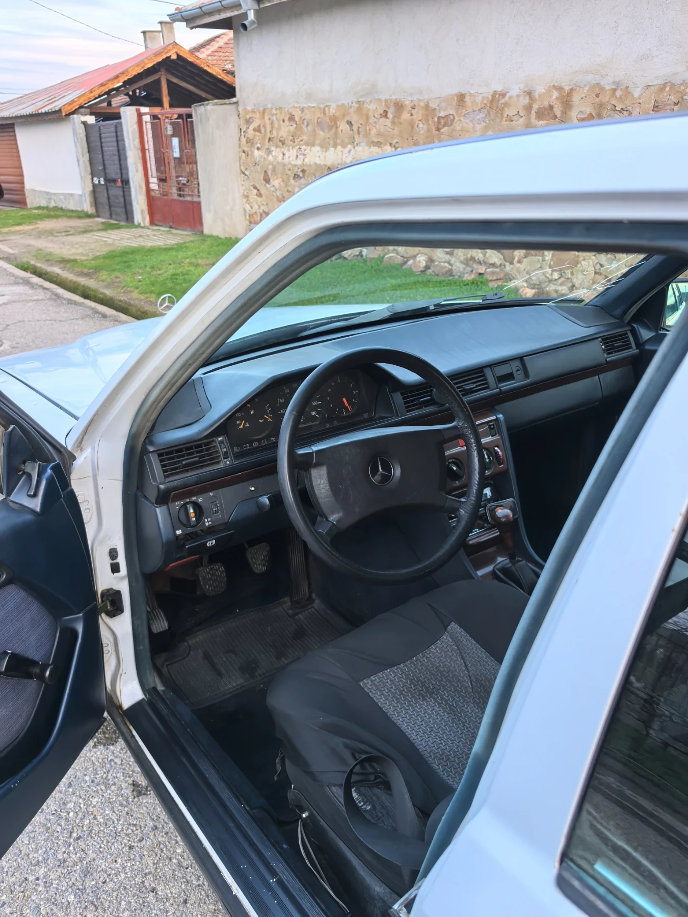 Mercedes-Benz 124 200d | Mobile.bg � ����������� 5