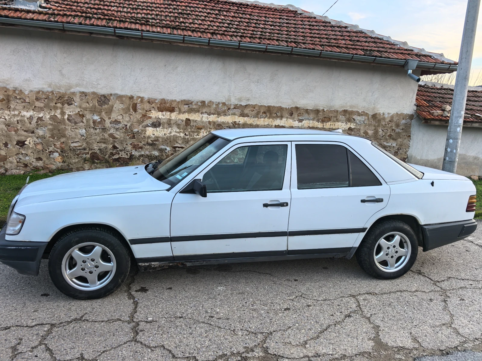 Mercedes-Benz 124 200d | Mobile.bg � ����������� 2