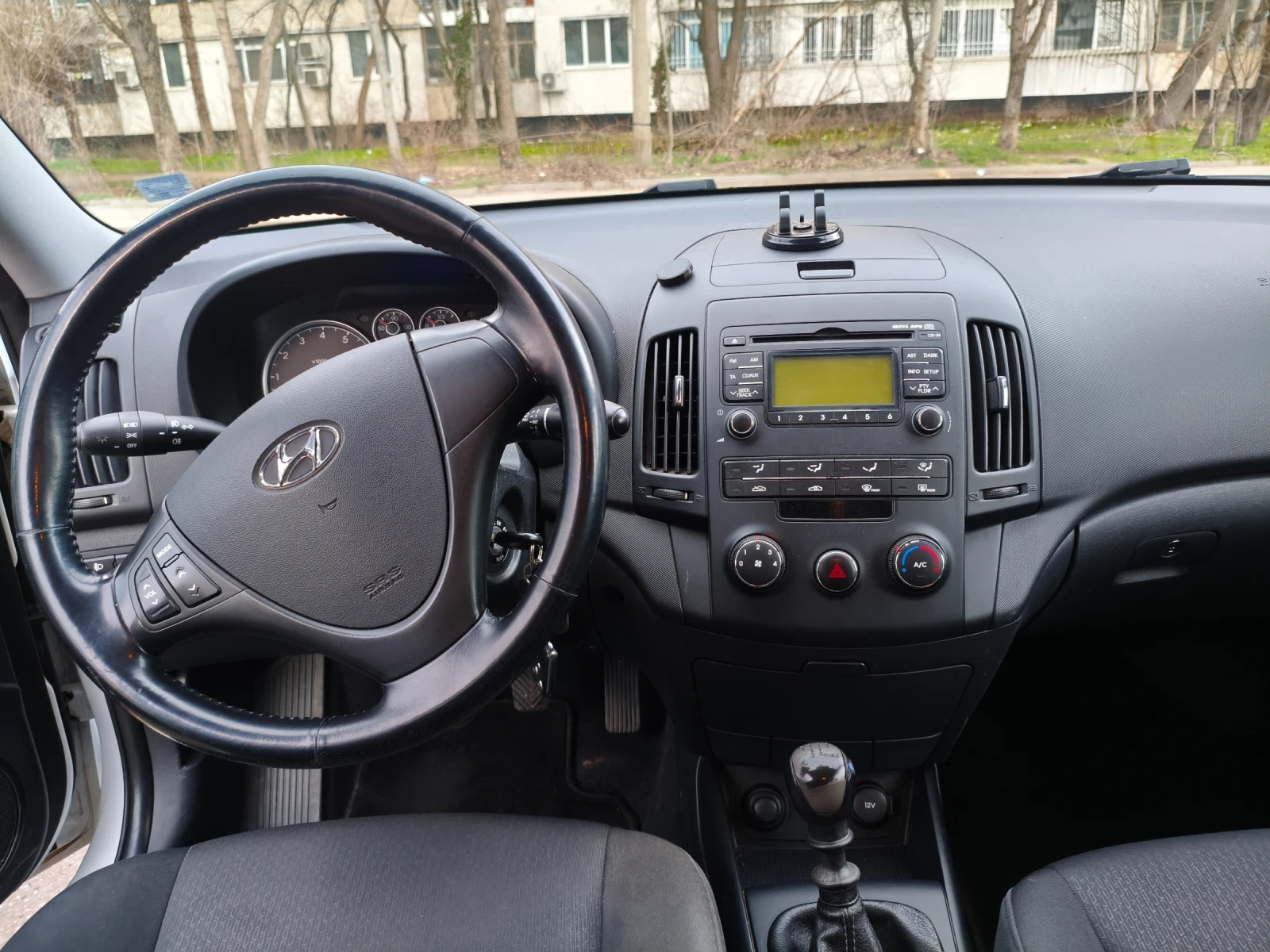 Hyundai I30 Hyundai I30 1.4 Бензин+ Газ, снимка 8 - Автомобили и джипове - 53712756