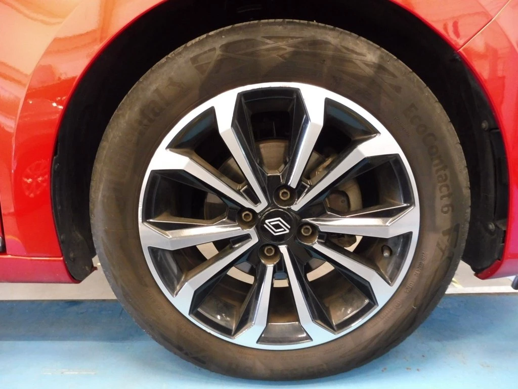 Renault Clio Tce Techno, снимка 12 - Автомобили и джипове - 53782503