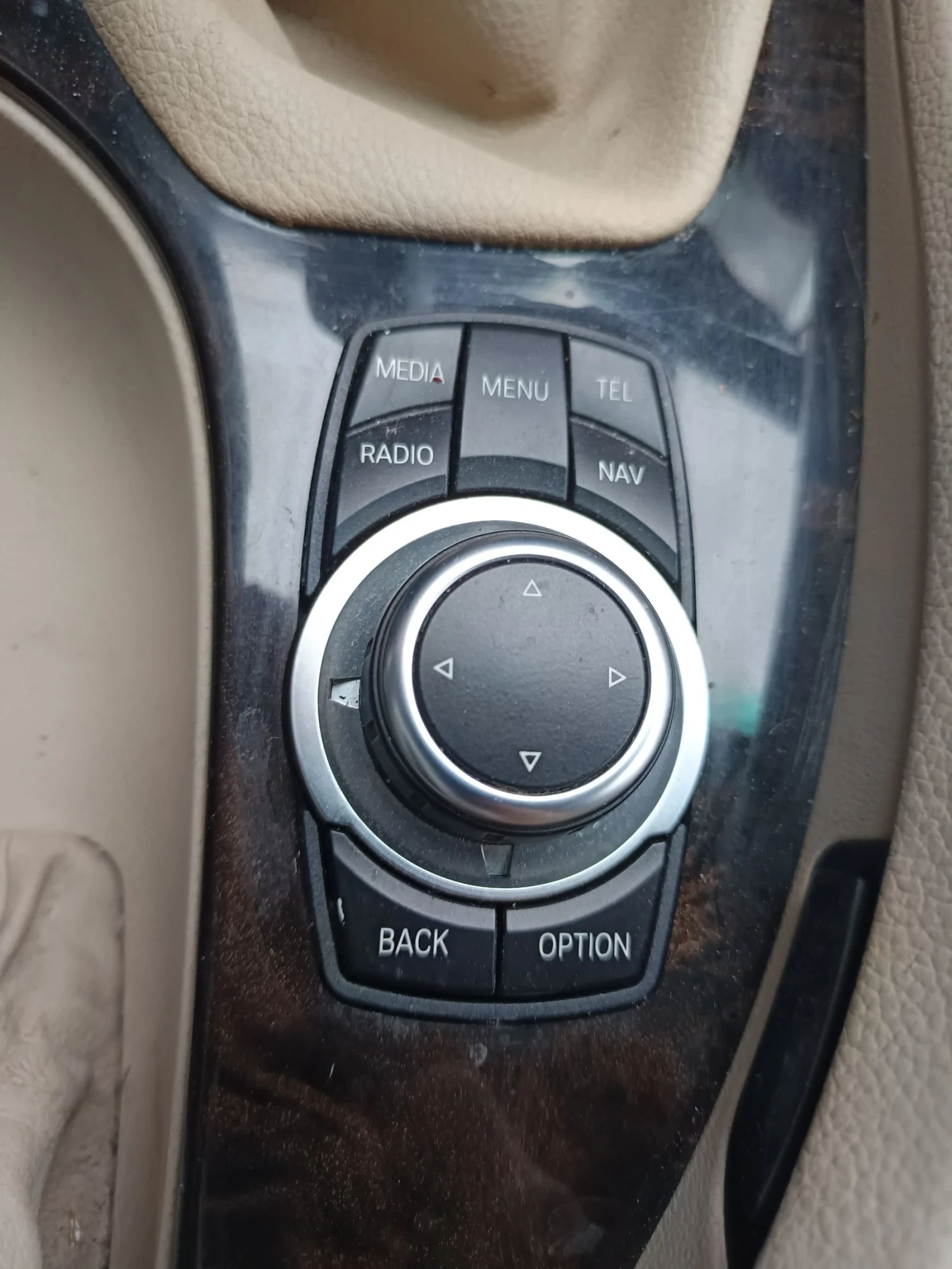 BMW 520 LCI, снимка 7 - Автомобили и джипове - 53807616