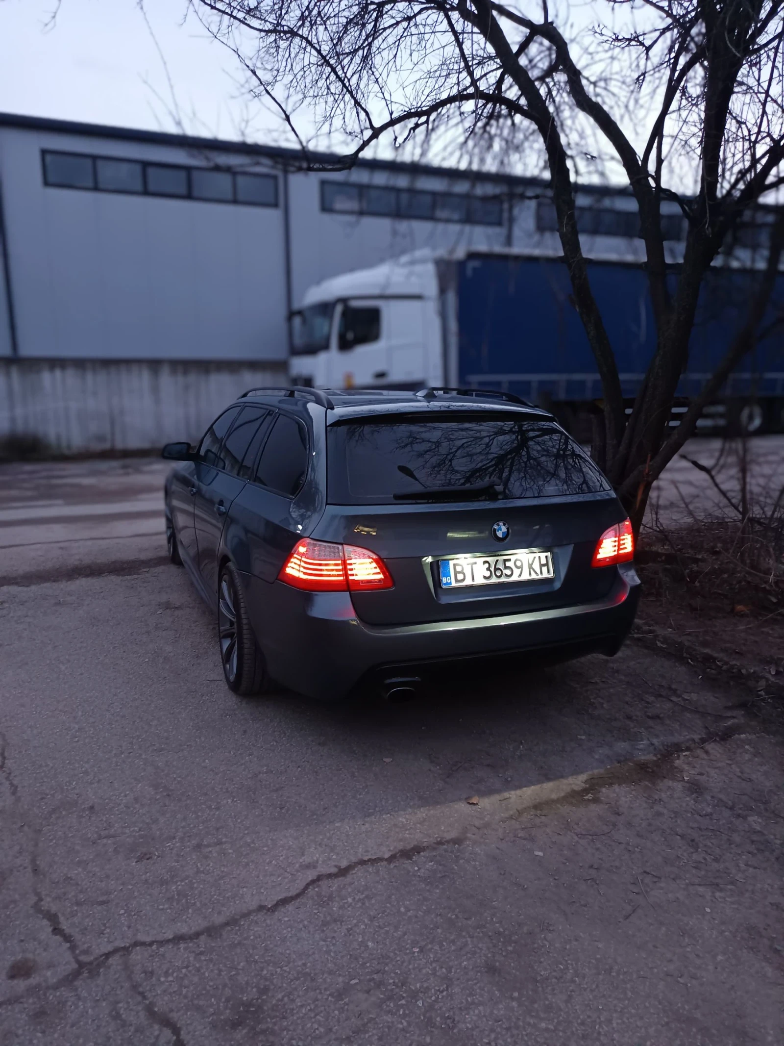 BMW 520 LCI, снимка 4 - Автомобили и джипове - 53807616