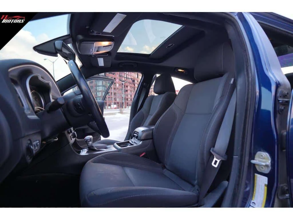 Dodge Charger * 4dr Sdn SXT | NO ACCIDENTS * CARFAX * ЦЕНА ДО БГ, снимка 11 - Автомобили и джипове - 53862909