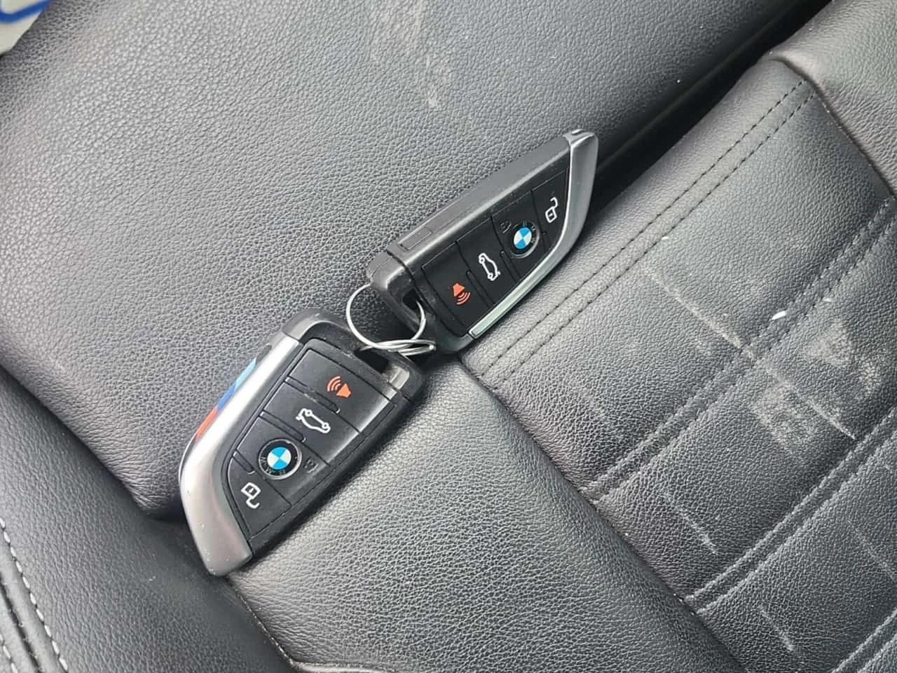 BMW 330 I XDRIVE| PANO| 2 КЛЮЧА| CARFAX, снимка 8 - Автомобили и джипове - 53962278