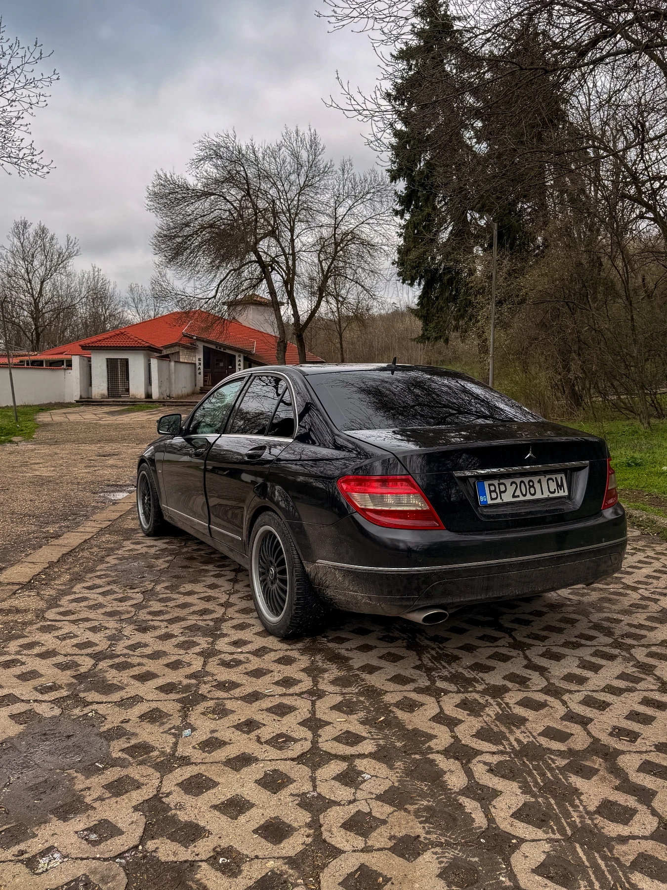 Mercedes-Benz C 220, снимка 6 - Автомобили и джипове - 54019944