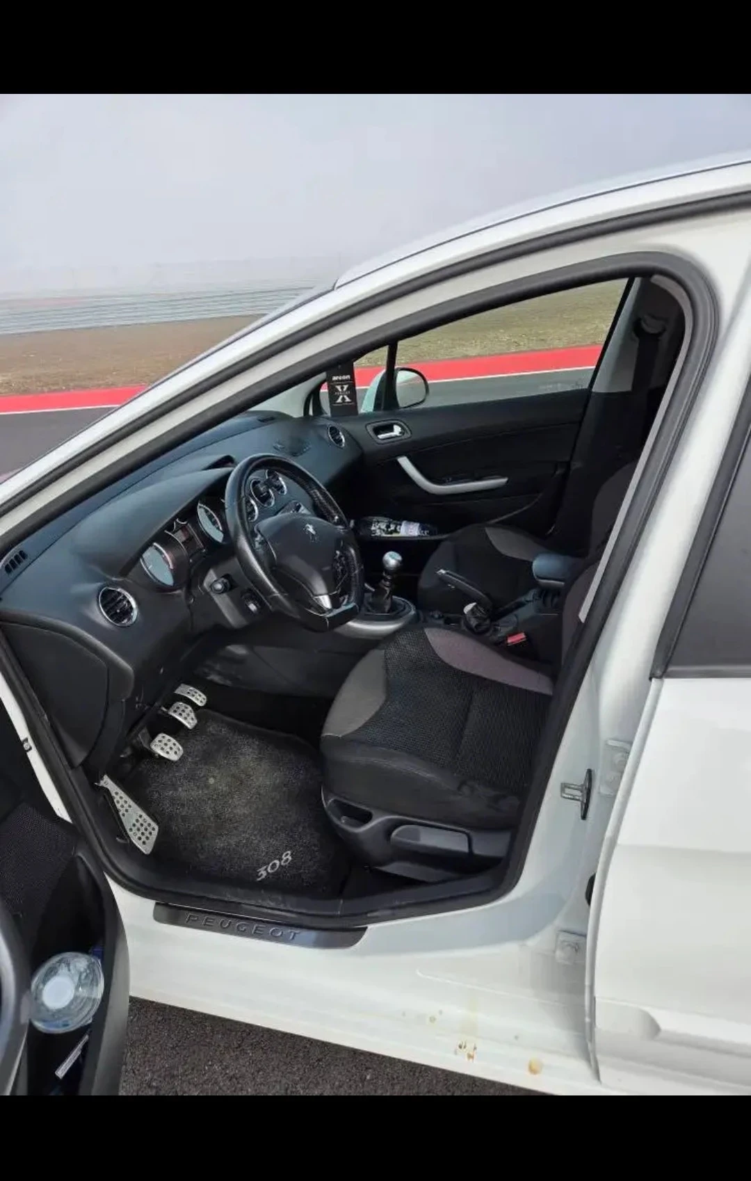 Peugeot 308, снимка 9 - Автомобили и джипове - 54161076