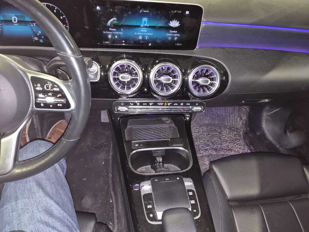 Mercedes-Benz A 220 4matic* DISTRONIC* PANORAMA* ��������*  | Mobile.bg � ����������� 9