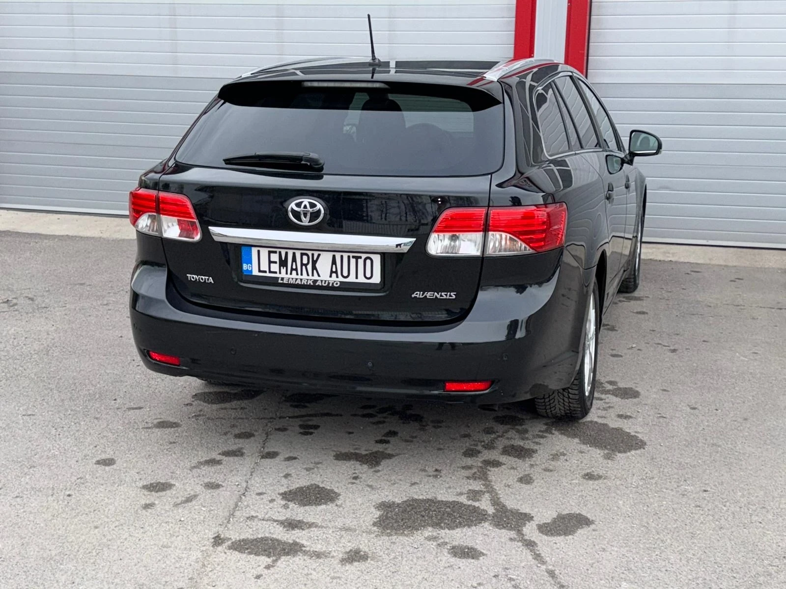 Toyota Avensis 2.0D-4D NAVI KLIMATRONIK 6-СКОРОСТИ EVRO 6B ЛИЗИНГ, снимка 8 - Автомобили и джипове - 54221601