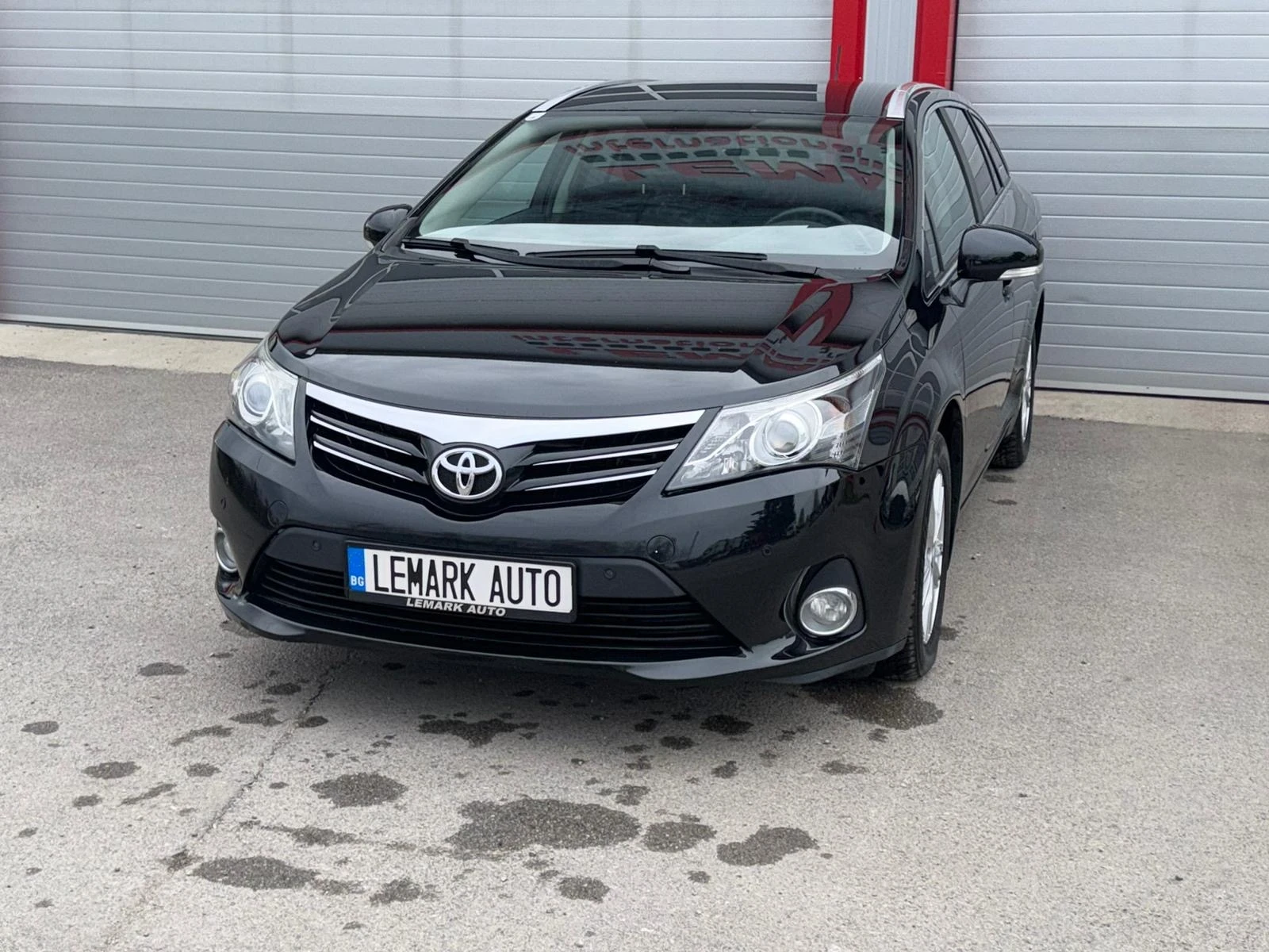 Toyota Avensis 2.0D-4D NAVI KLIMATRONIK 6-СКОРОСТИ EVRO 6B ЛИЗИНГ, снимка 2 - Автомобили и джипове - 54221601