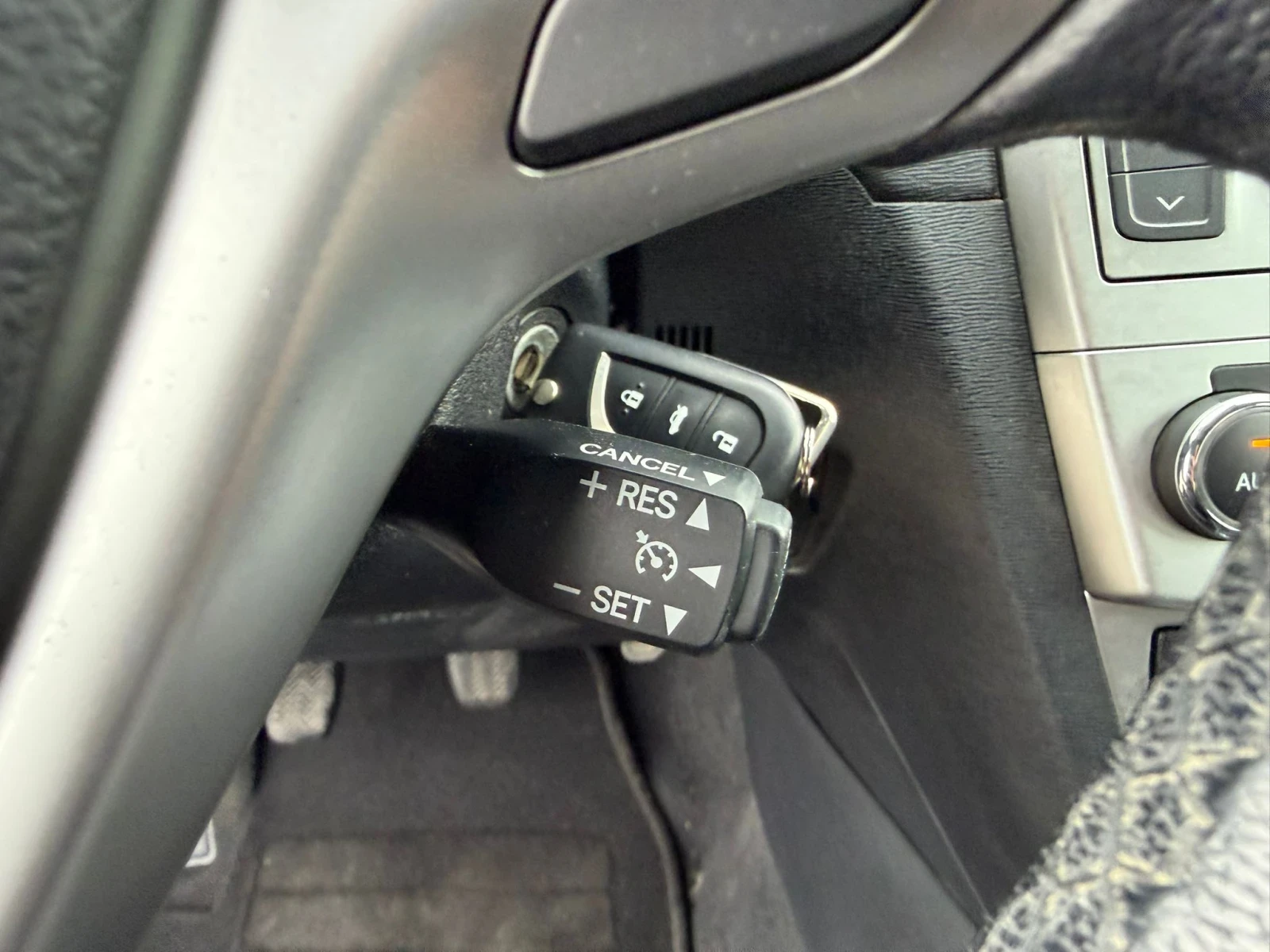 Toyota Avensis 2.0D-4D NAVI KLIMATRONIK 6-СКОРОСТИ EVRO 6B ЛИЗИНГ, снимка 16 - Автомобили и джипове - 54221601