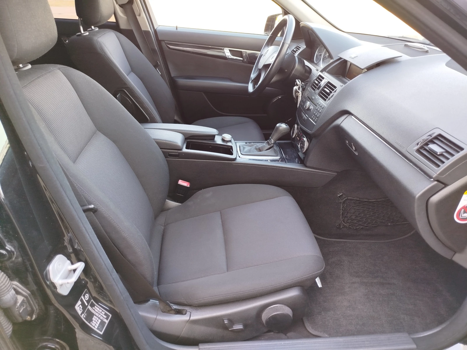 Mercedes-Benz C 180 180-NAVI-AVTOMAT, снимка 11 - Автомобили и джипове - 54346709