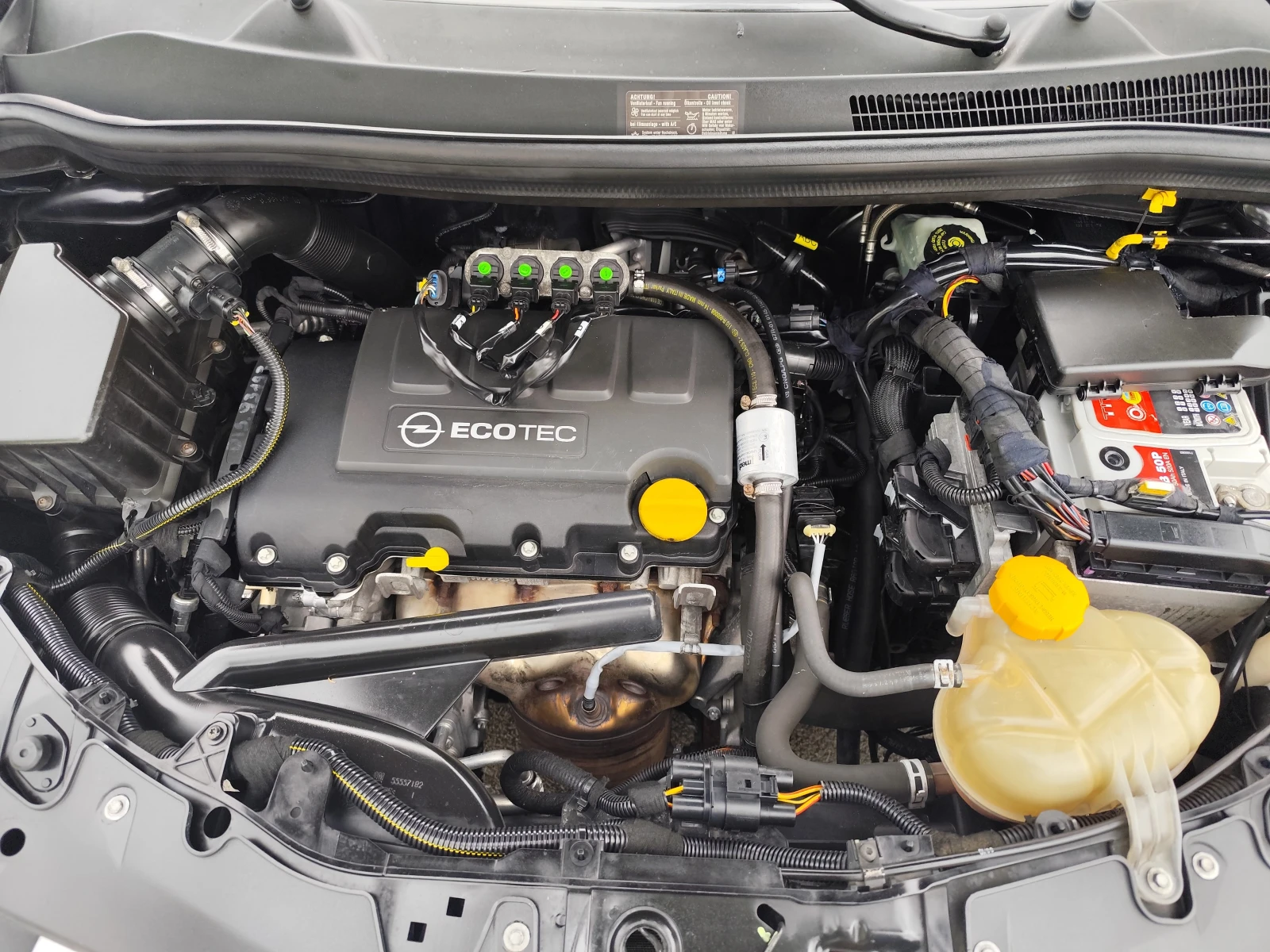 Opel Corsa 1.2i* ГАЗОВА УРЕДБА* EURO5A* KLIMA* , снимка 14 - Автомобили и джипове - 54451851