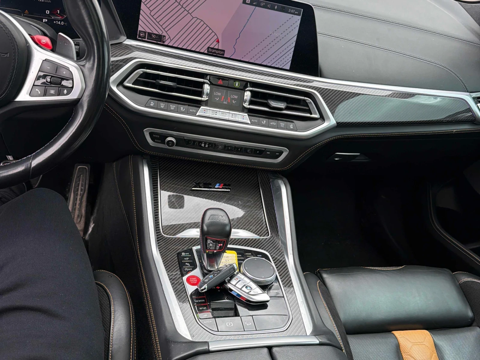 BMW X5M COMPETITION * МАСАЖИ * SKY LOUNGE * HARMAN KARDON, снимка 7 - Автомобили и джипове - 54641964