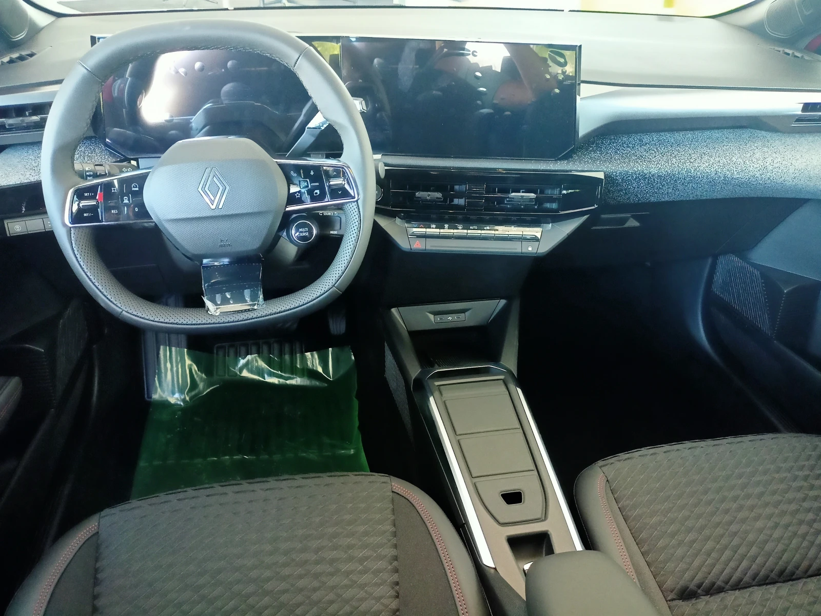 Renault Clio 2900Евро за получаване, 1.8 e-tech full hybrid, снимка 7 - Автомобили и джипове - 55006335