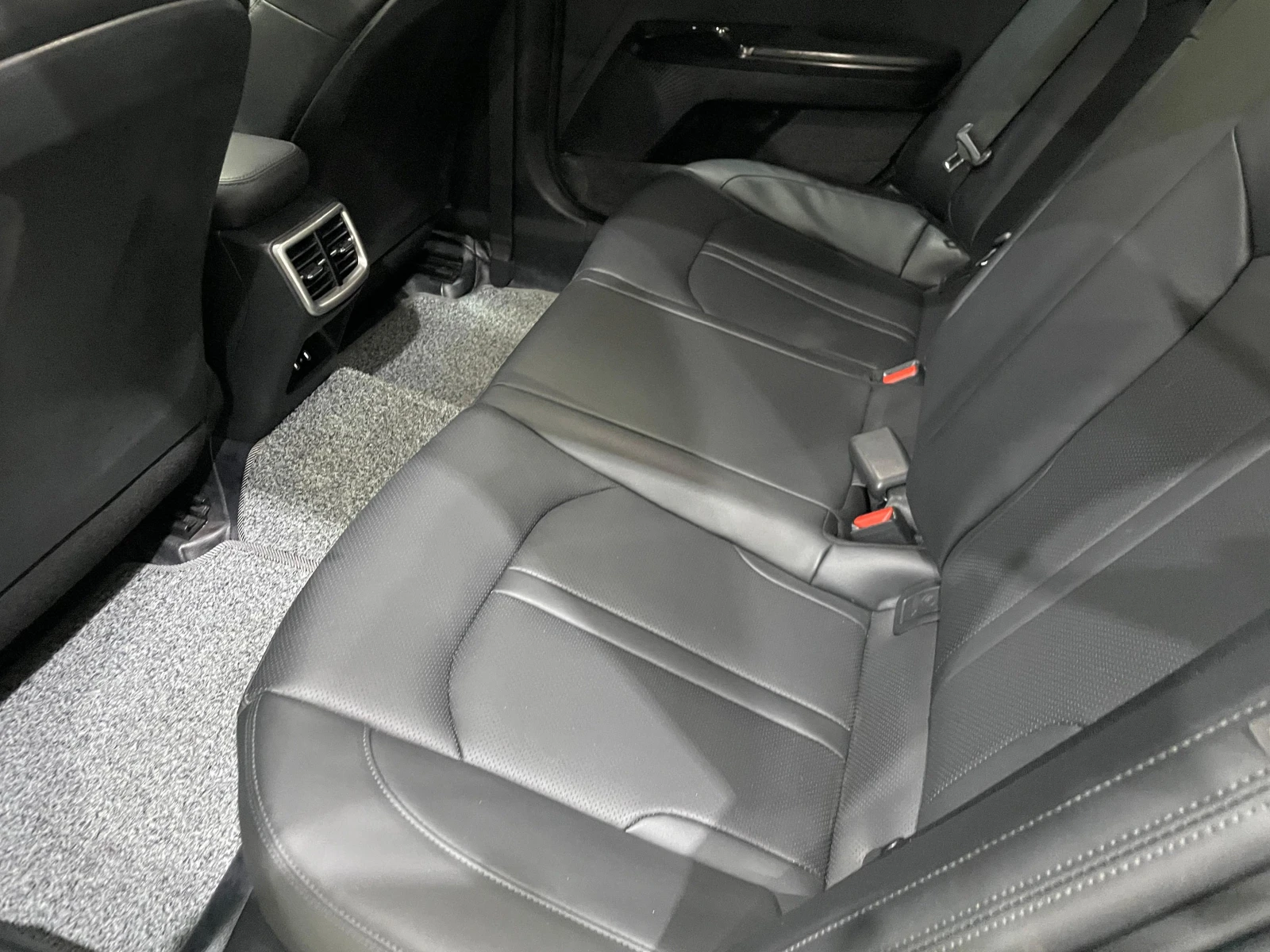 Kia K5 2.0 LPG ! Prestige !, снимка 11 - Автомобили и джипове - 55276162