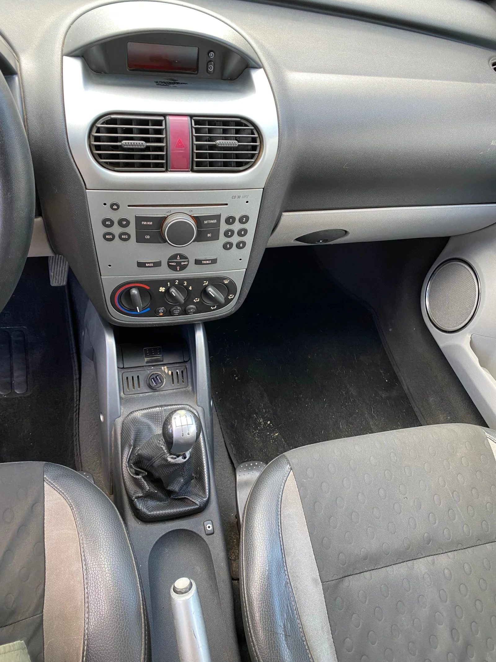 Opel Tigra, снимка 10 - Автомобили и джипове - 55295958