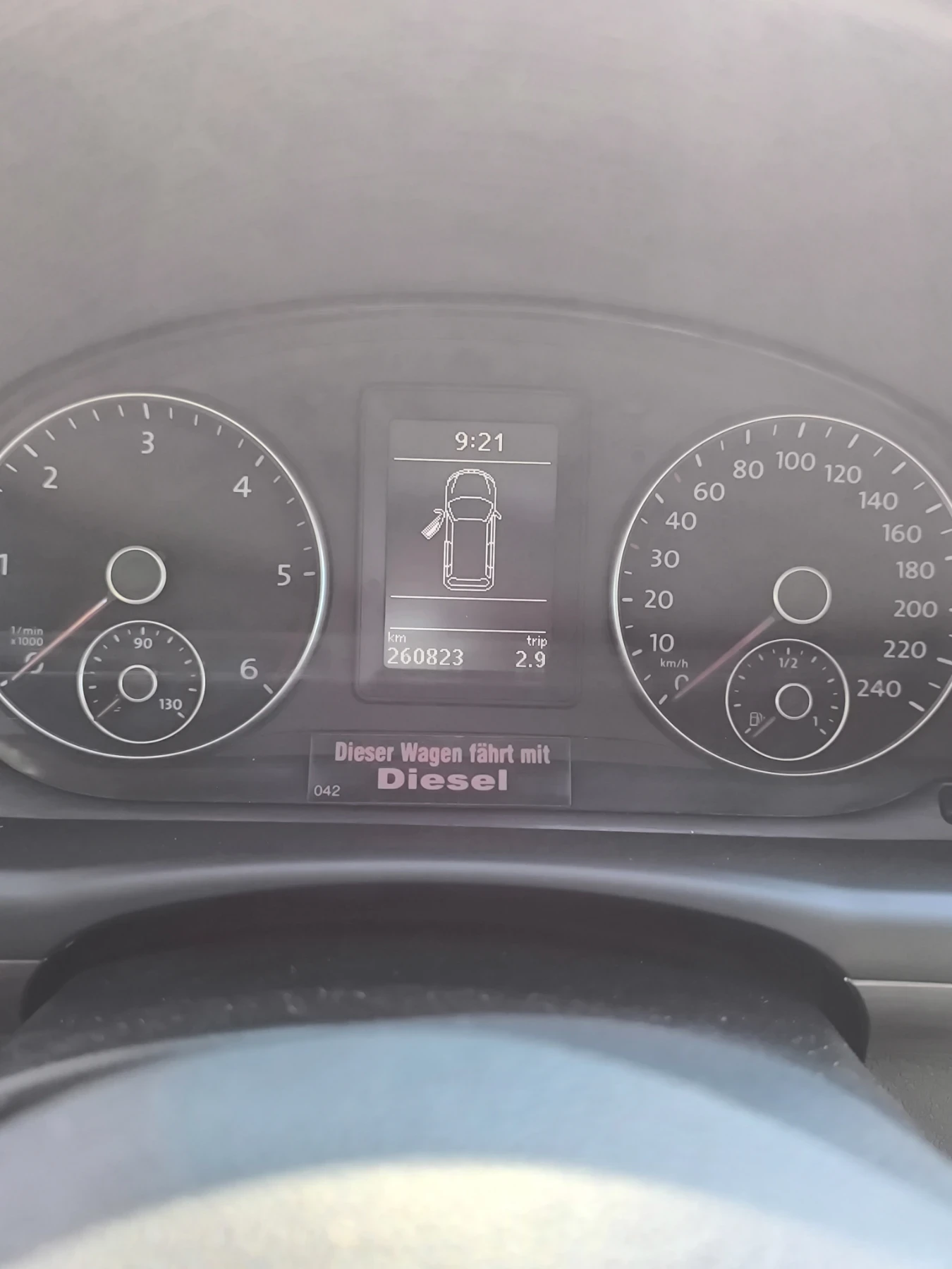 VW Touran, снимка 5 - Автомобили и джипове - 55624756