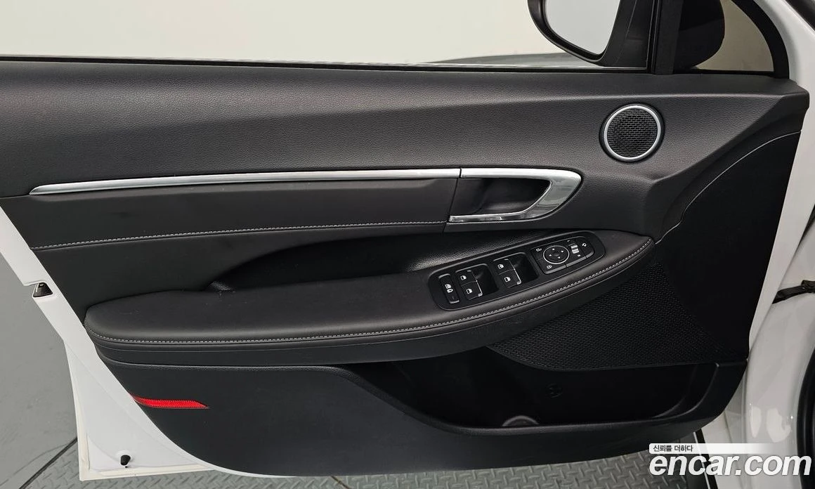 Hyundai Sonata 2.0 LPG Style, снимка 13 - Автомобили и джипове - 55940520