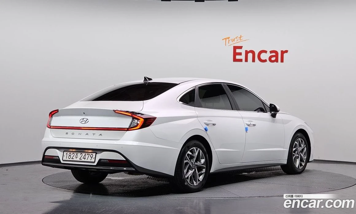 Hyundai Sonata 2.0 LPG Style, снимка 2 - Автомобили и джипове - 55940520