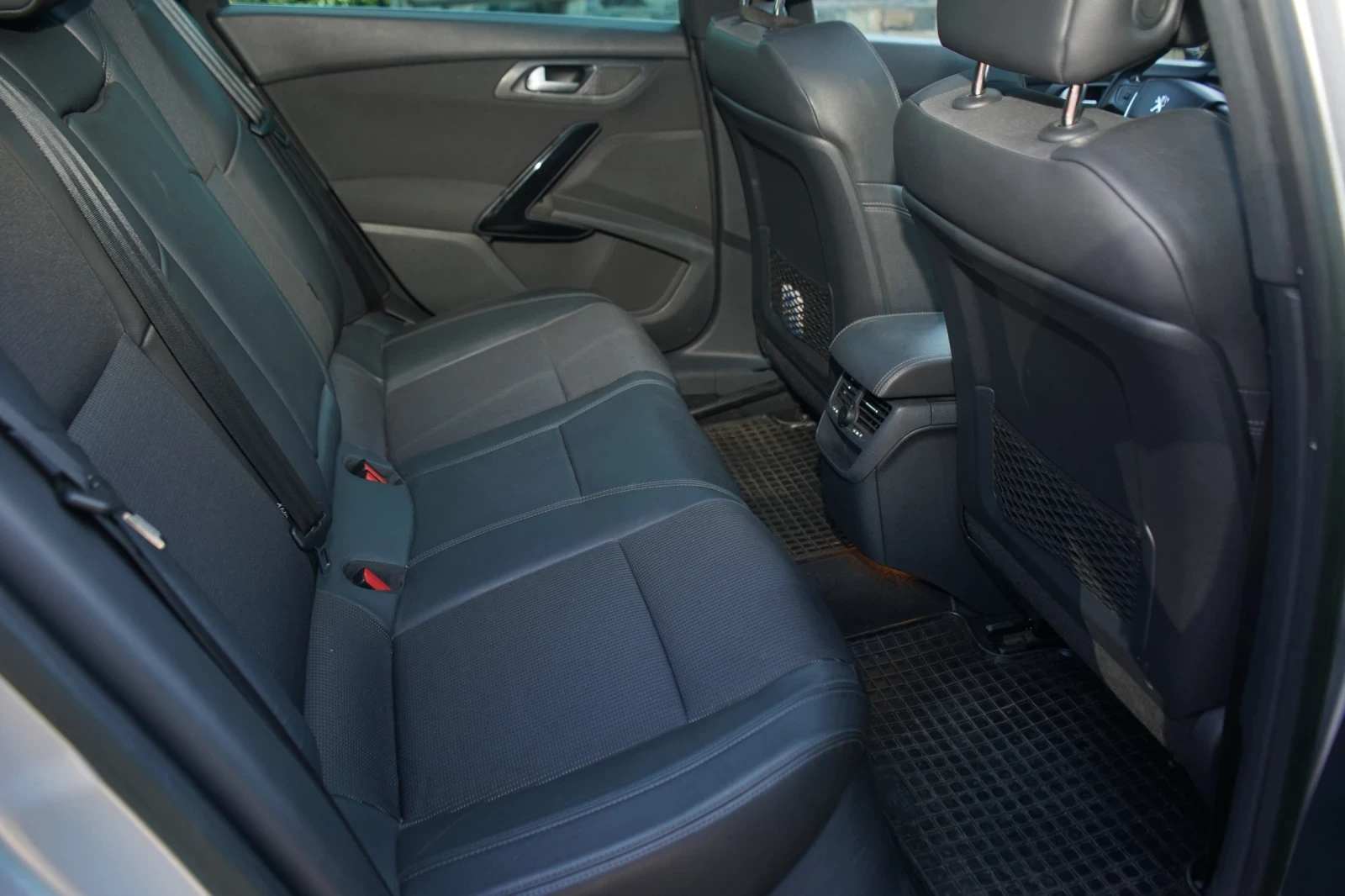 Peugeot 508 2.0 HDI 163 к.с, снимка 14 - Автомобили и джипове - 56015431