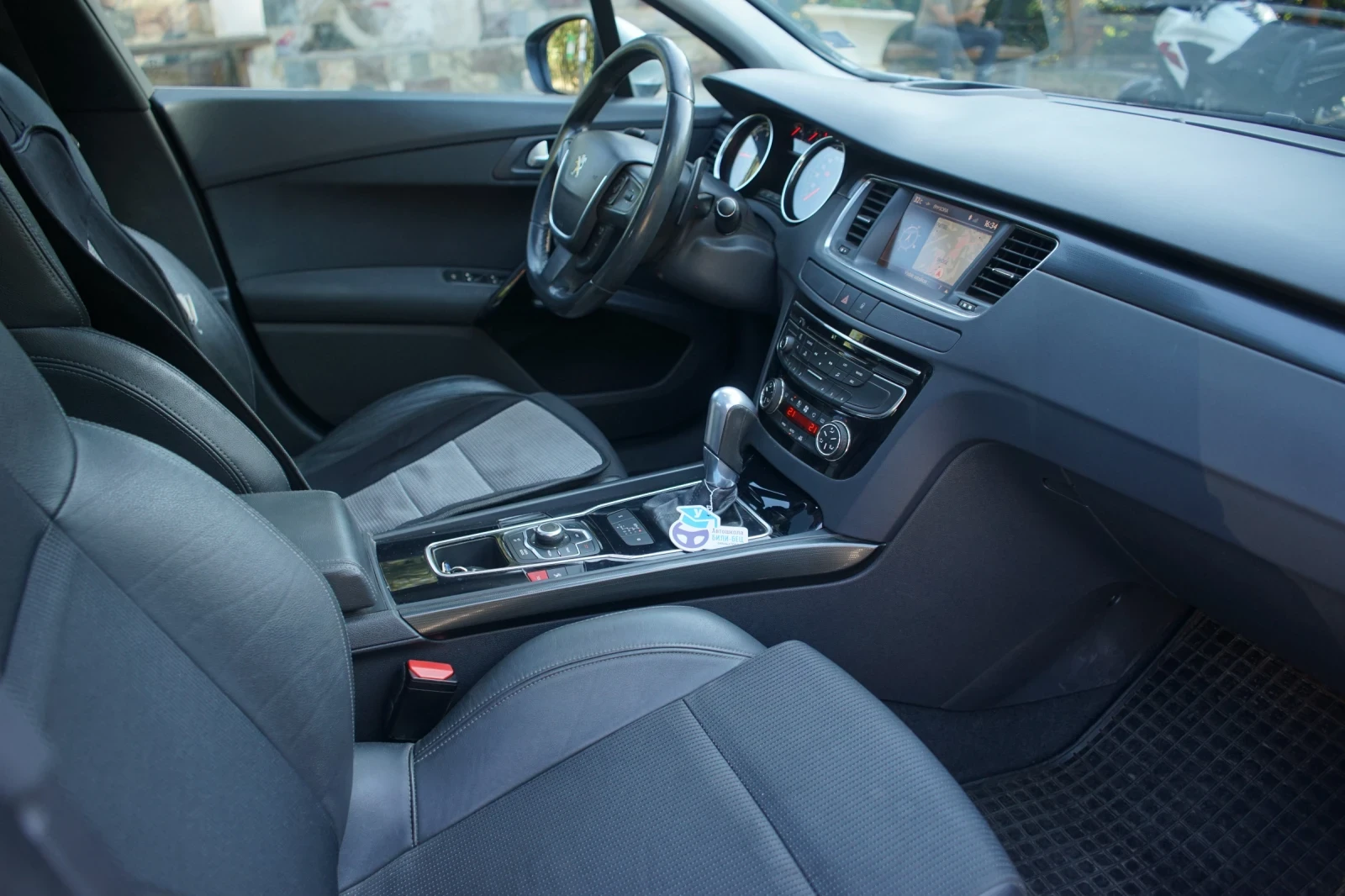 Peugeot 508 2.0 HDI 163 к.с, снимка 13 - Автомобили и джипове - 56015431