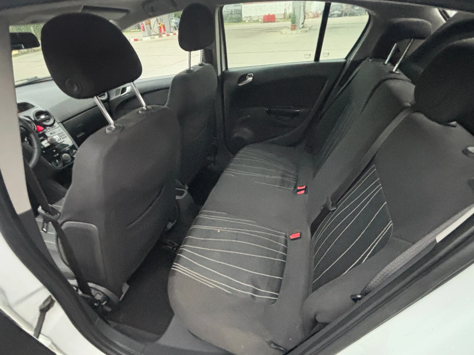 Opel Corsa, снимка 13 - Автомобили и джипове - 56288750
