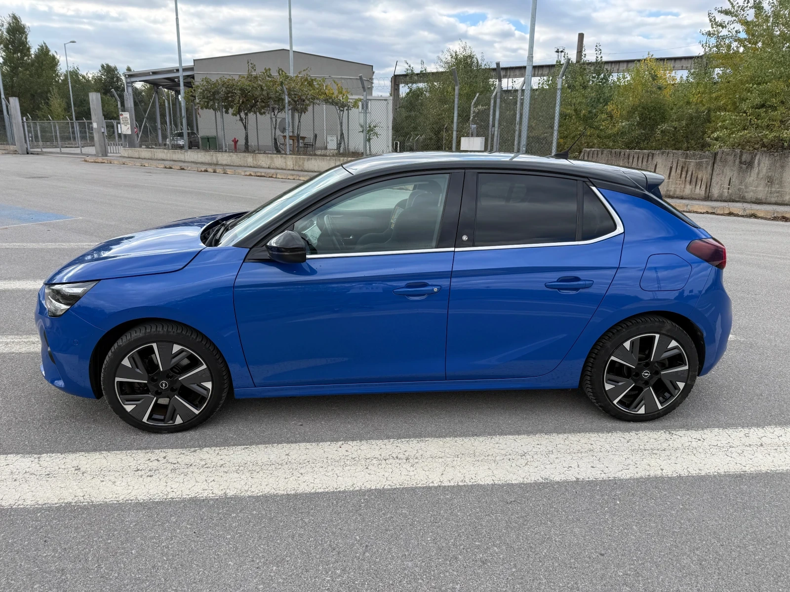 Opel Corsa F Electric, снимка 12 - Автомобили и джипове - 56607221
