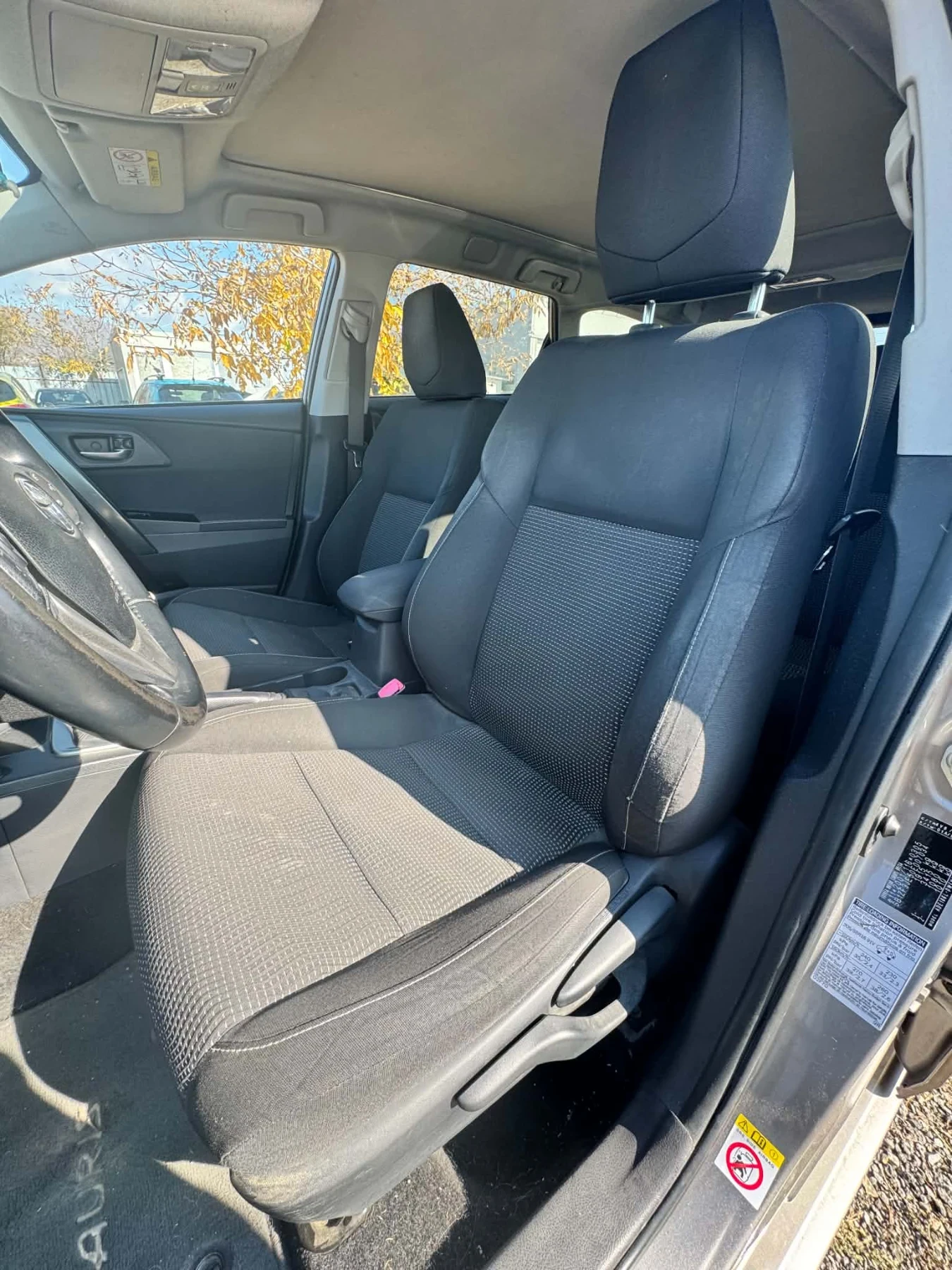 Toyota Auris 2.0 D4D 124 sport dynamic | Mobile.bg � ����������� 8
