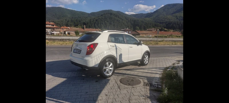 SsangYong Korando, снимка 9 - Автомобили и джипове - 47516220