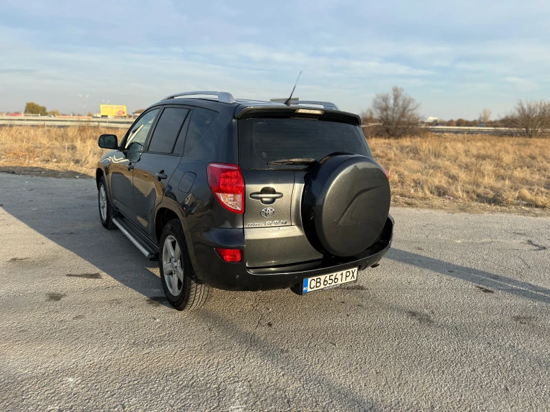 Toyota Rav4, снимка 5 - Автомобили и джипове - 47843038