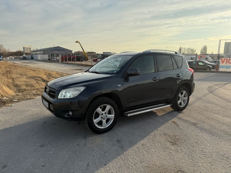 Toyota Rav4, снимка 1 - Автомобили и джипове - 47843038