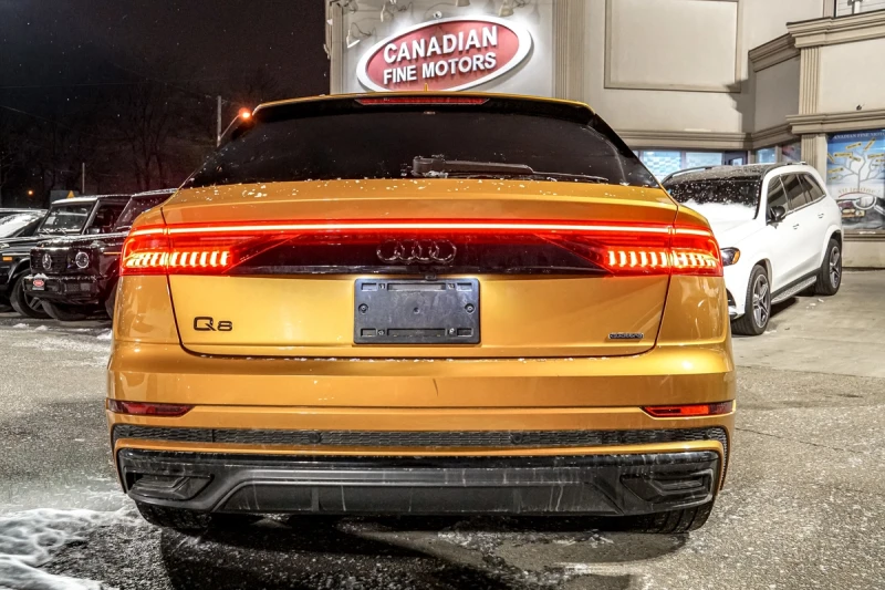 Audi Q8 CARFAX* АВТОФИНАНСИРАНЕ* БЕЗ ПЪРВОНАЧАЛНА ВНОСКА* , снимка 5 - Автомобили и джипове - 52898940