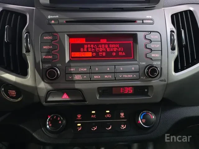 Kia Sportage Diesel 2WD, снимка 11 - Автомобили и джипове - 55682088