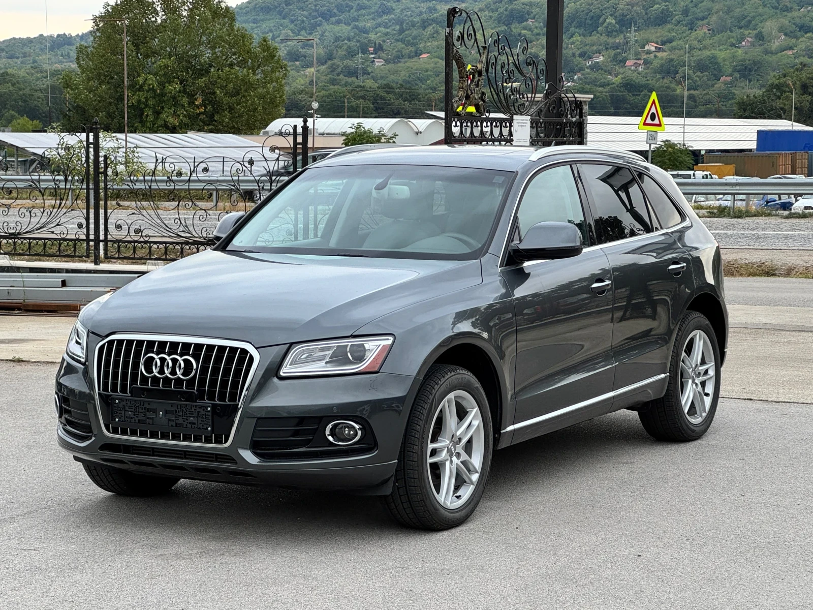 Audi Q5 2.0TFSI - изображение 2