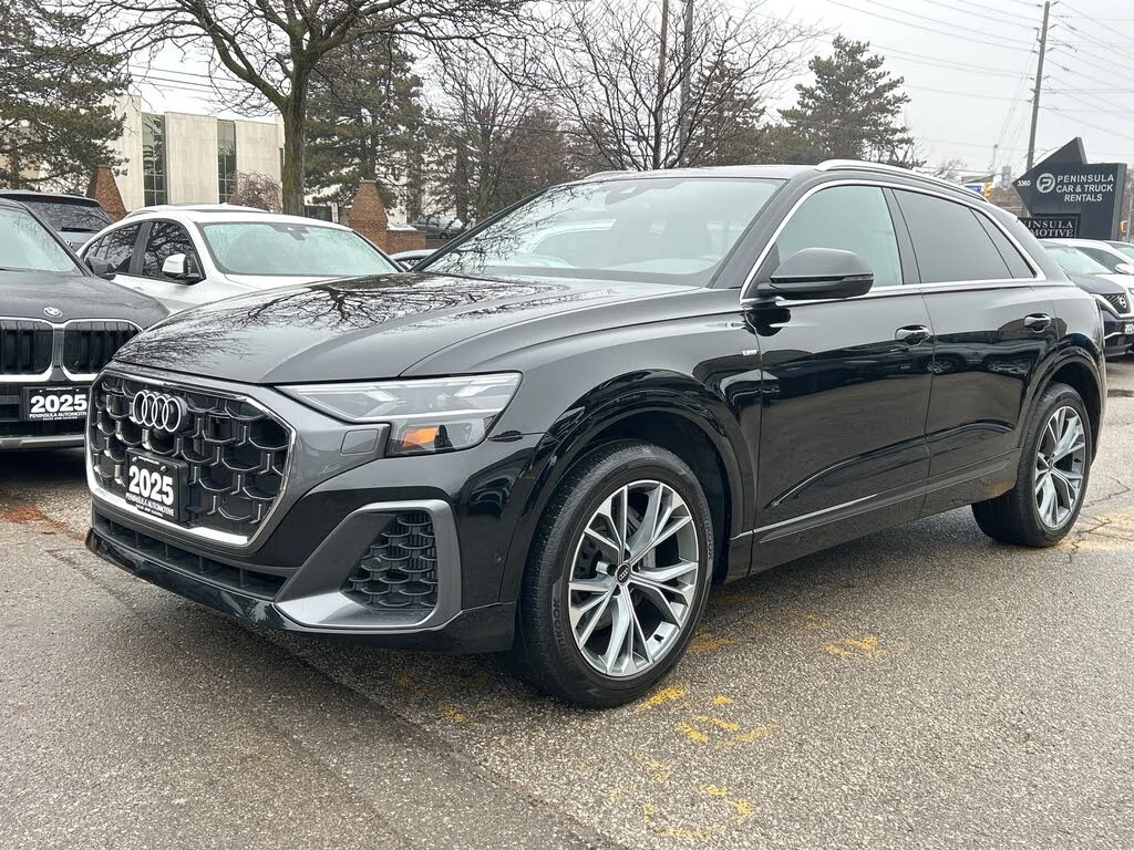 Audi Q8 Progressiv* 55 TFSI* АвтоКредит* (ЦЕНА ДО БГ), снимка 3 - Автомобили и джипове - 54002593