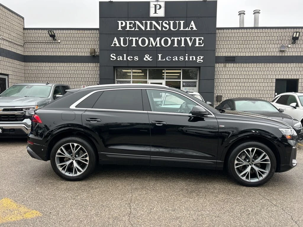 Audi Q8 Progressiv* 55 TFSI* АвтоКредит* (ЦЕНА ДО БГ), снимка 2 - Автомобили и джипове - 54002593