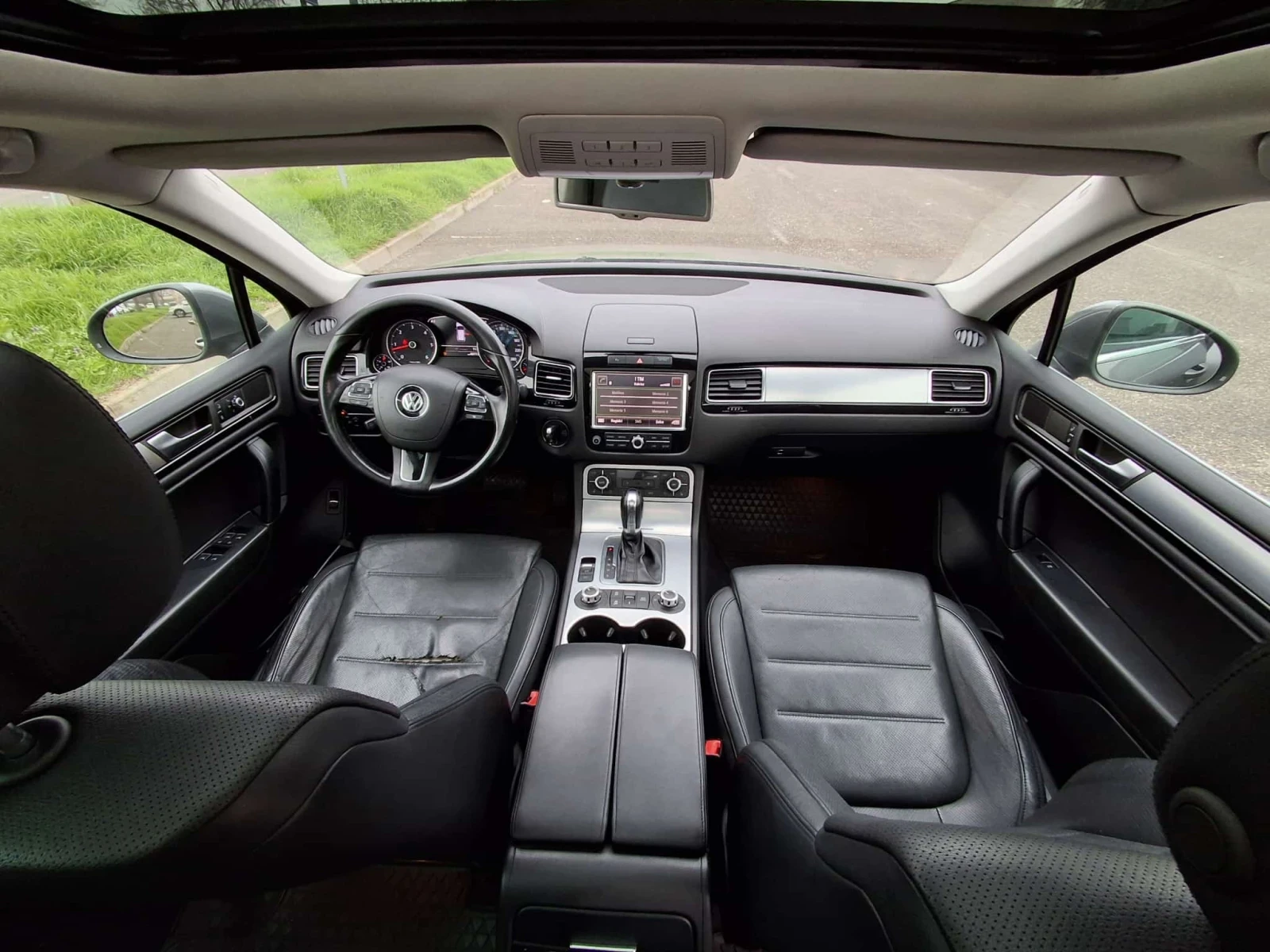 VW Touareg 3.0 TDI 245 CV tiptronic BlueMotion Techn. Executi, снимка 11 - Автомобили и джипове - 54032816