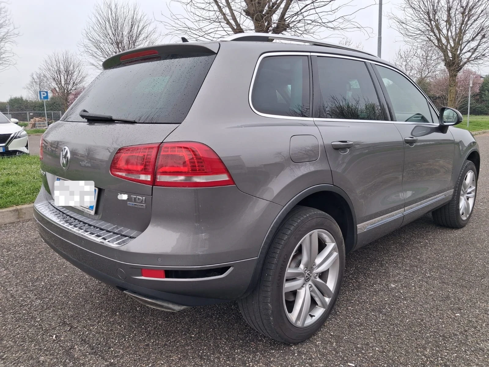 VW Touareg 3.0 TDI 245 CV tiptronic BlueMotion Techn. Executi, снимка 4 - Автомобили и джипове - 54032816