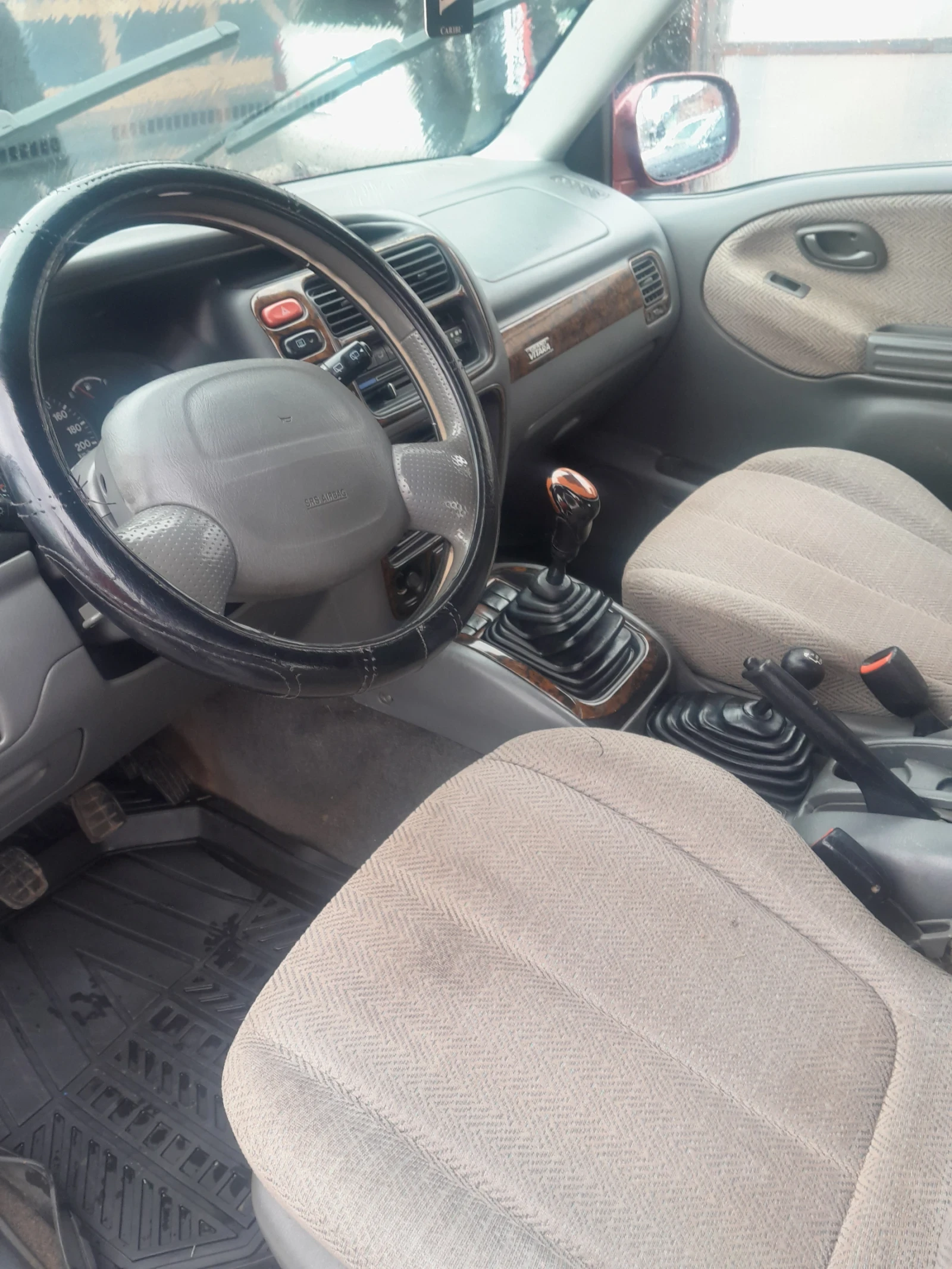 Suzuki Grand vitara, снимка 13 - Автомобили и джипове - 54056204