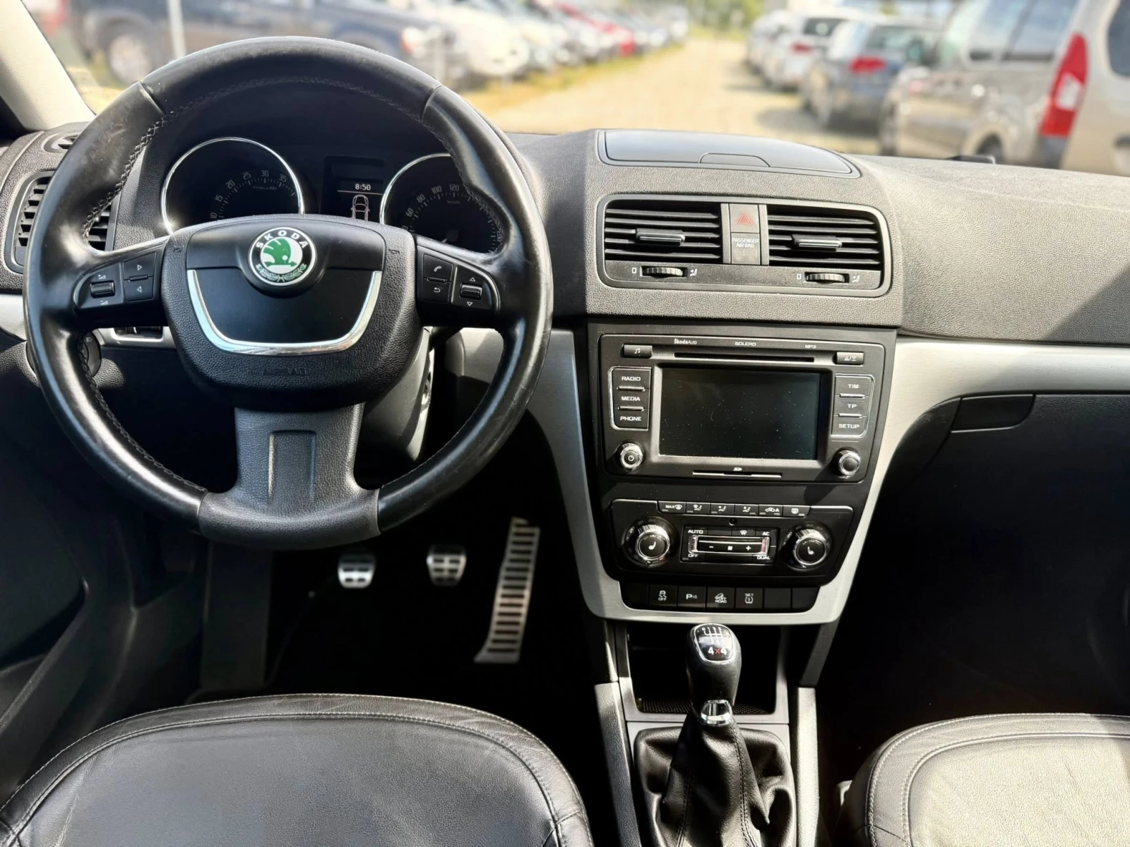 Skoda Yeti 2.0 4x4 6-скорости, снимка 10 - Автомобили и джипове - 54425077