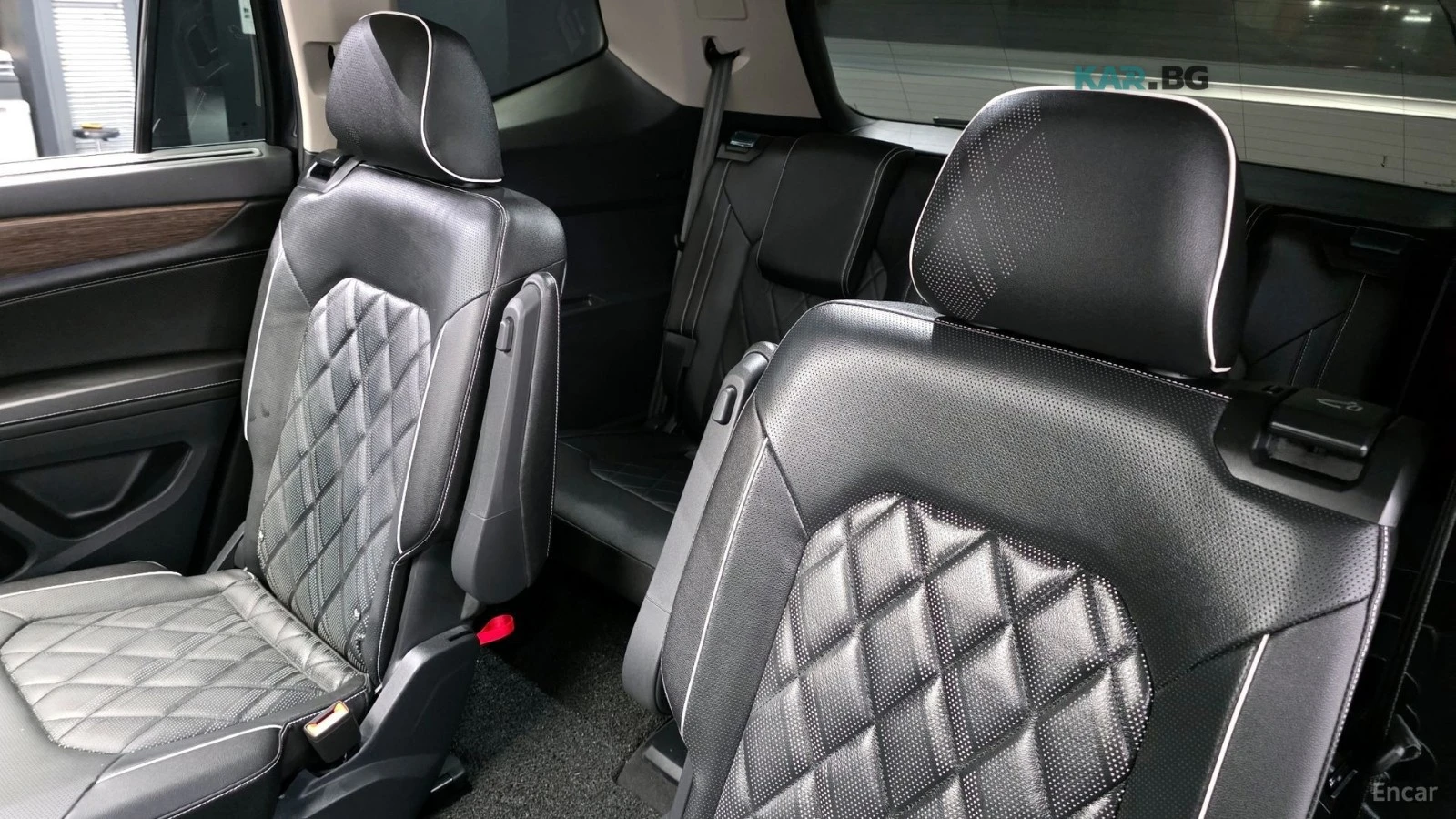 VW Atlas R-LINE / 6 МЕСТА / ДИГИТАЛНО / ОБДУХ, снимка 17 - Автомобили и джипове - 54595874