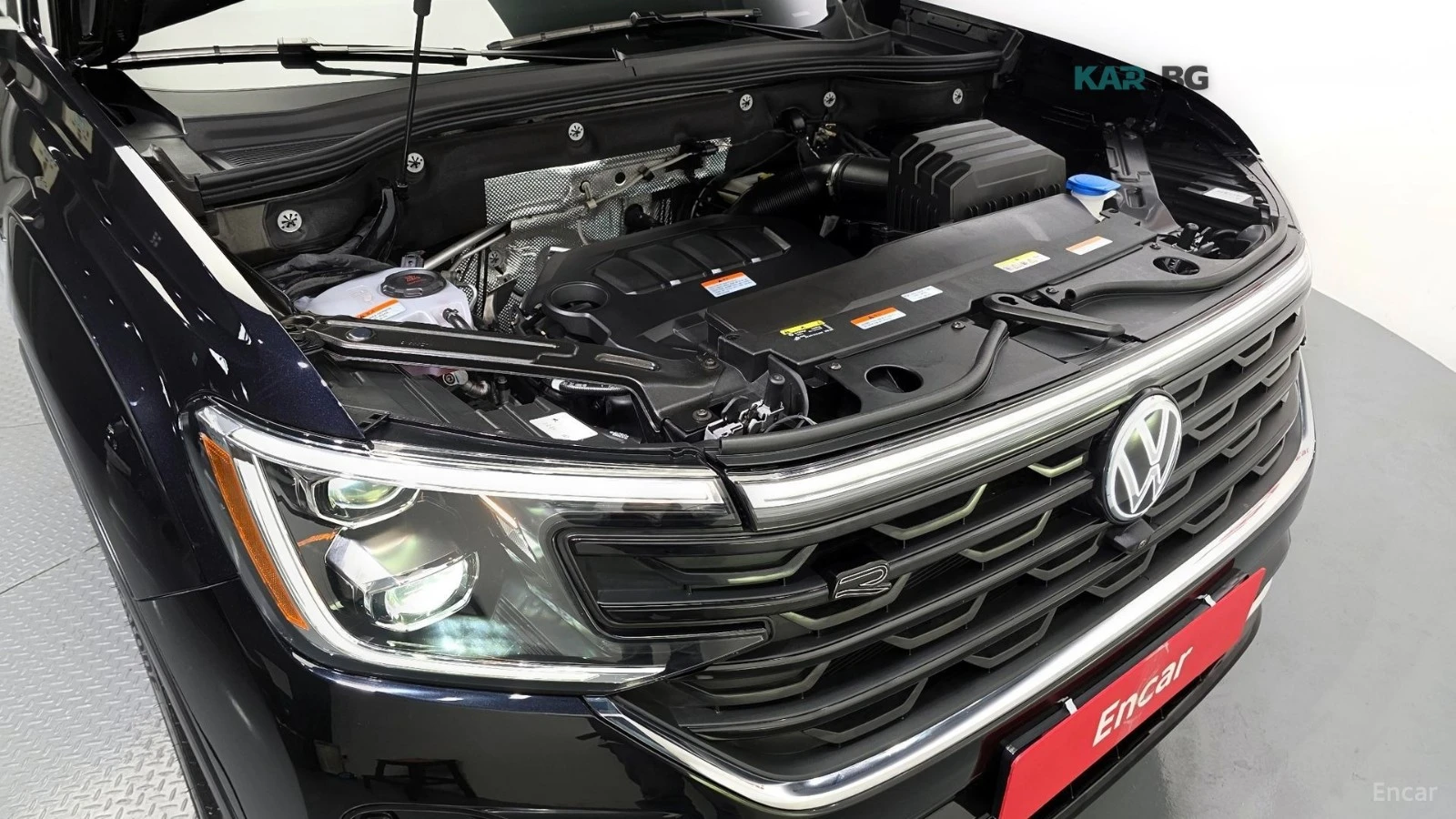 VW Atlas R-LINE / 6 МЕСТА / ДИГИТАЛНО / ОБДУХ, снимка 6 - Автомобили и джипове - 54595874