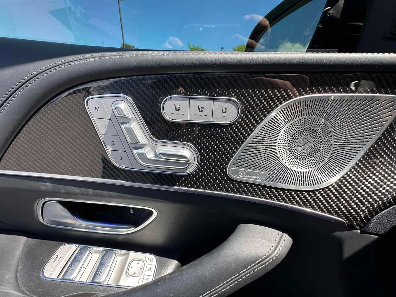 Mercedes-Benz GLE 63 S AMG | DISTRONIC | 360 | HUD | ОБДУХВАНЕ | BURMESTER | , снимка 11 - Автомобили и джипове - 54723633