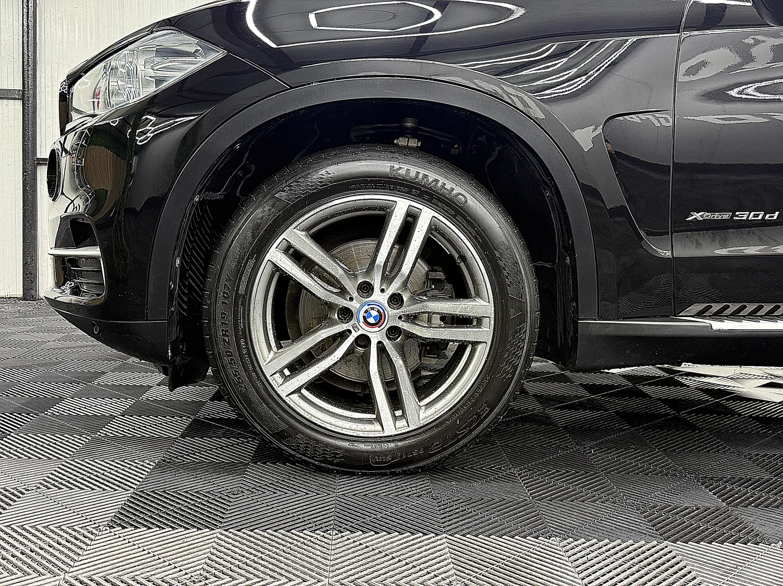 BMW X5 Xdrive/START STOP/KeylessGo/LED/ СОБСТВЕН ЛИ-Г, снимка 9 - Автомобили и джипове - 54777873