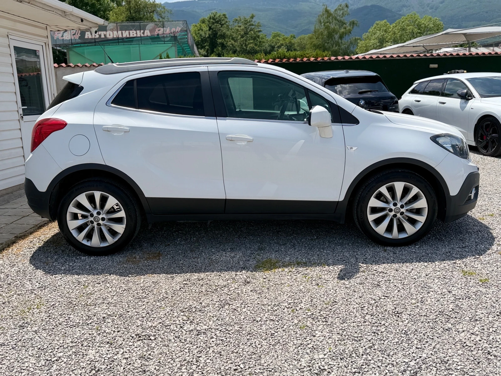 Opel Mokka 1.7CRDI-4x4-Навигация-Камера, снимка 2 - Автомобили и джипове - 54826173