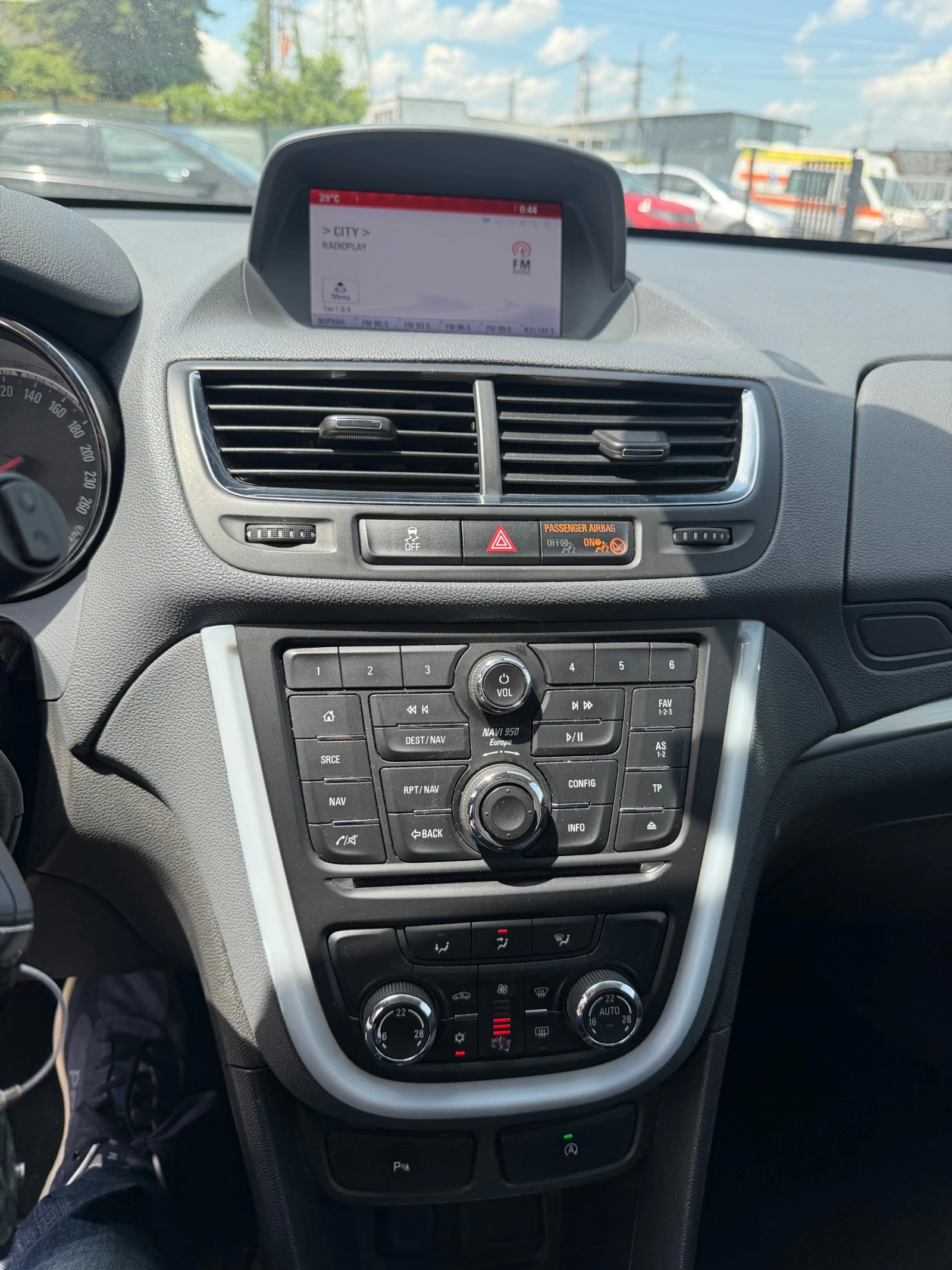Opel Mokka 1.7CRDI-4x4-Навигация-Камера, снимка 12 - Автомобили и джипове - 54826173