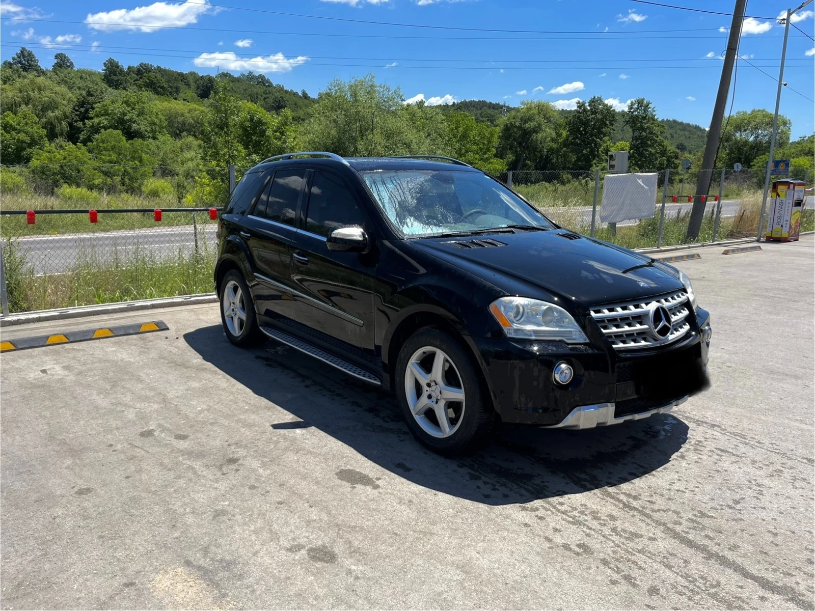 Mercedes-Benz ML 550 AMG LINE* 4MATIC* LPG* HK* KEYLESS* V8* 388, снимка 3 - Автомобили и джипове - 54988435
