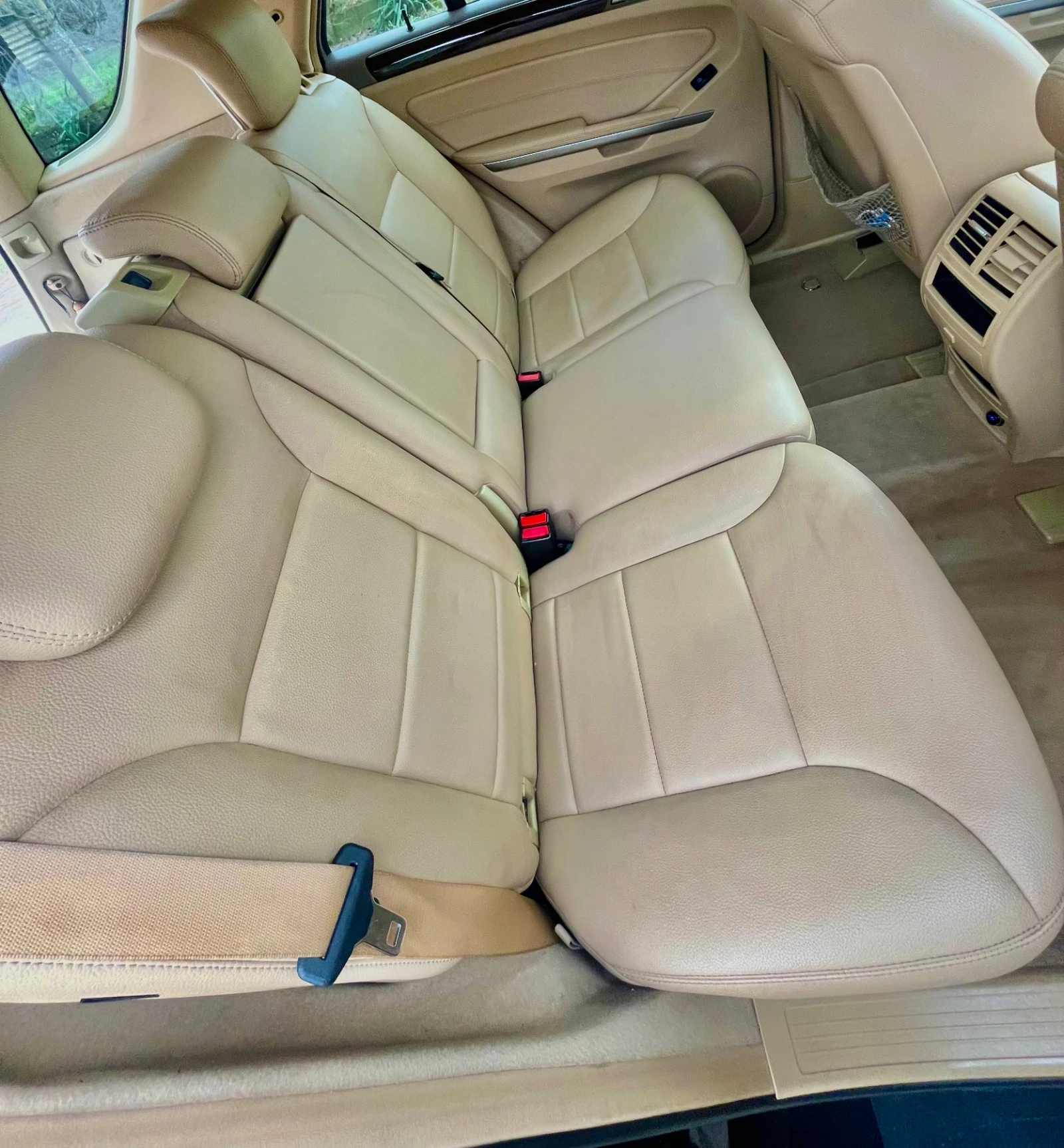Mercedes-Benz ML 550 AMG LINE* 4MATIC* LPG* HK* KEYLESS* V8* 388, снимка 13 - Автомобили и джипове - 54988435
